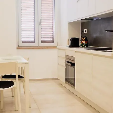 Dimora Dei Templari * Trani