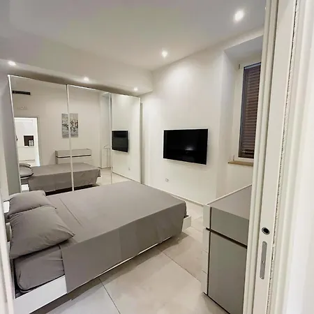 Dimora Dei Templari * Trani