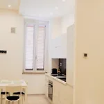 Dimora Dei Templari * Trani
